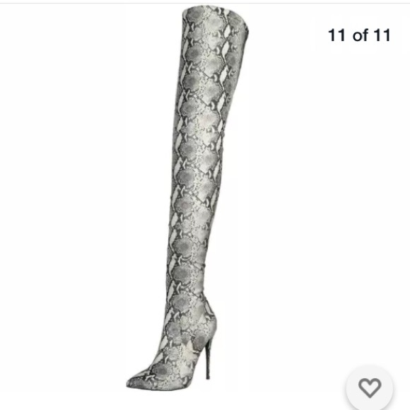 Steve Madden size 6 Demanding Fashion Boots NWT - Picture 2 of 8